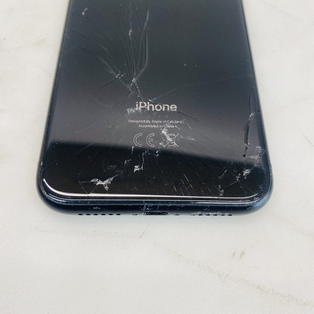 Apple iPhone XR 64GB Black MRY42B/A Back Cracked Battery 83% UNLOCKED (Grade D)