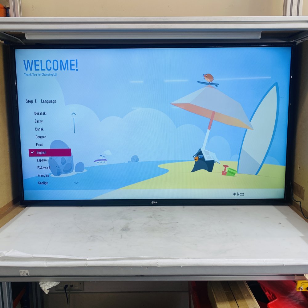 LG 49LJ515V 49in Full HD LED TV HDMI USB Tested Working Grade C