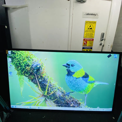 Philips 86BDL3652T LCD Touchscreen Display Monitor USB HDMI DisplayPort