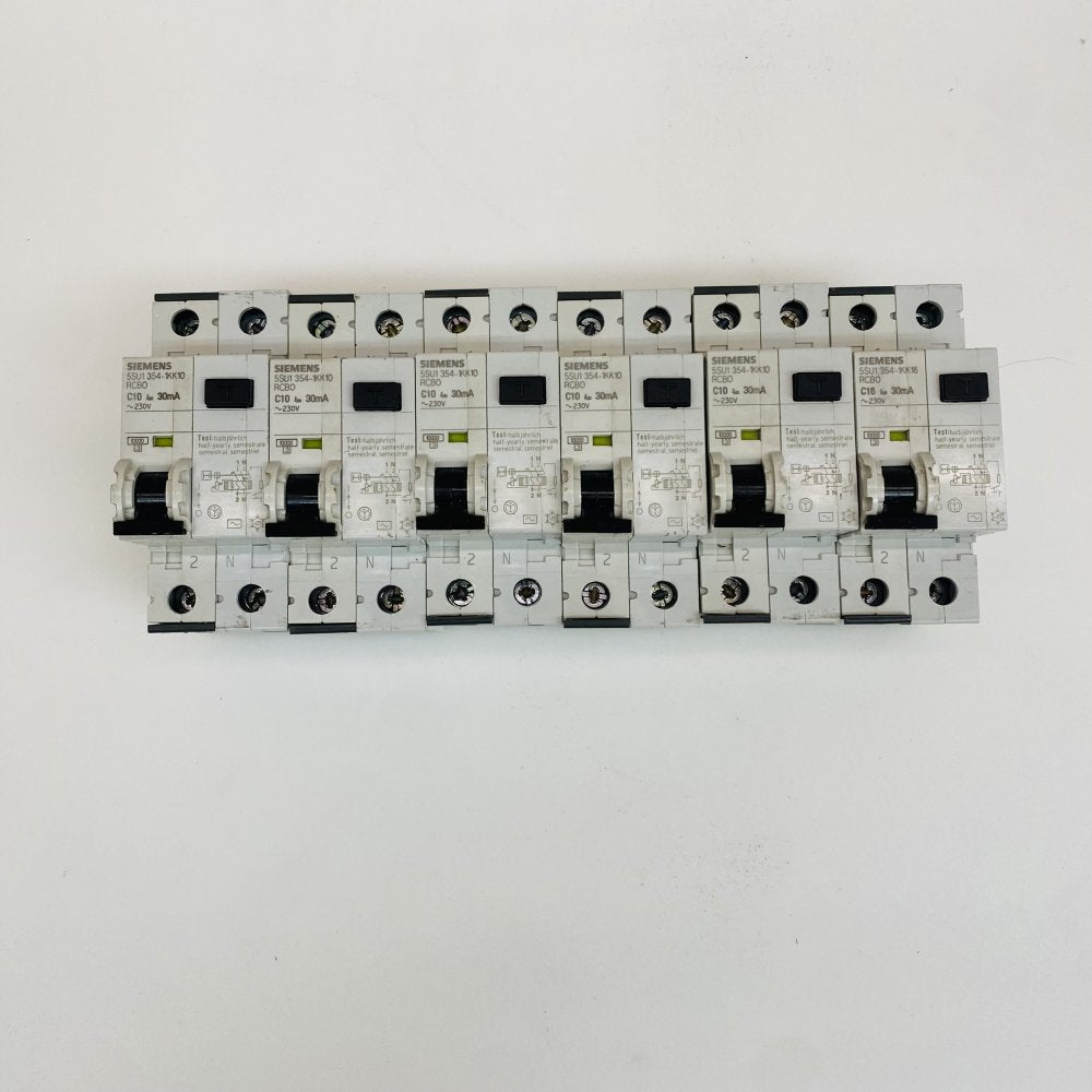 Siemens 5SU1 354-1KK16 RCBO C18 30mA 230V Circuit Breaker Lot Grade C