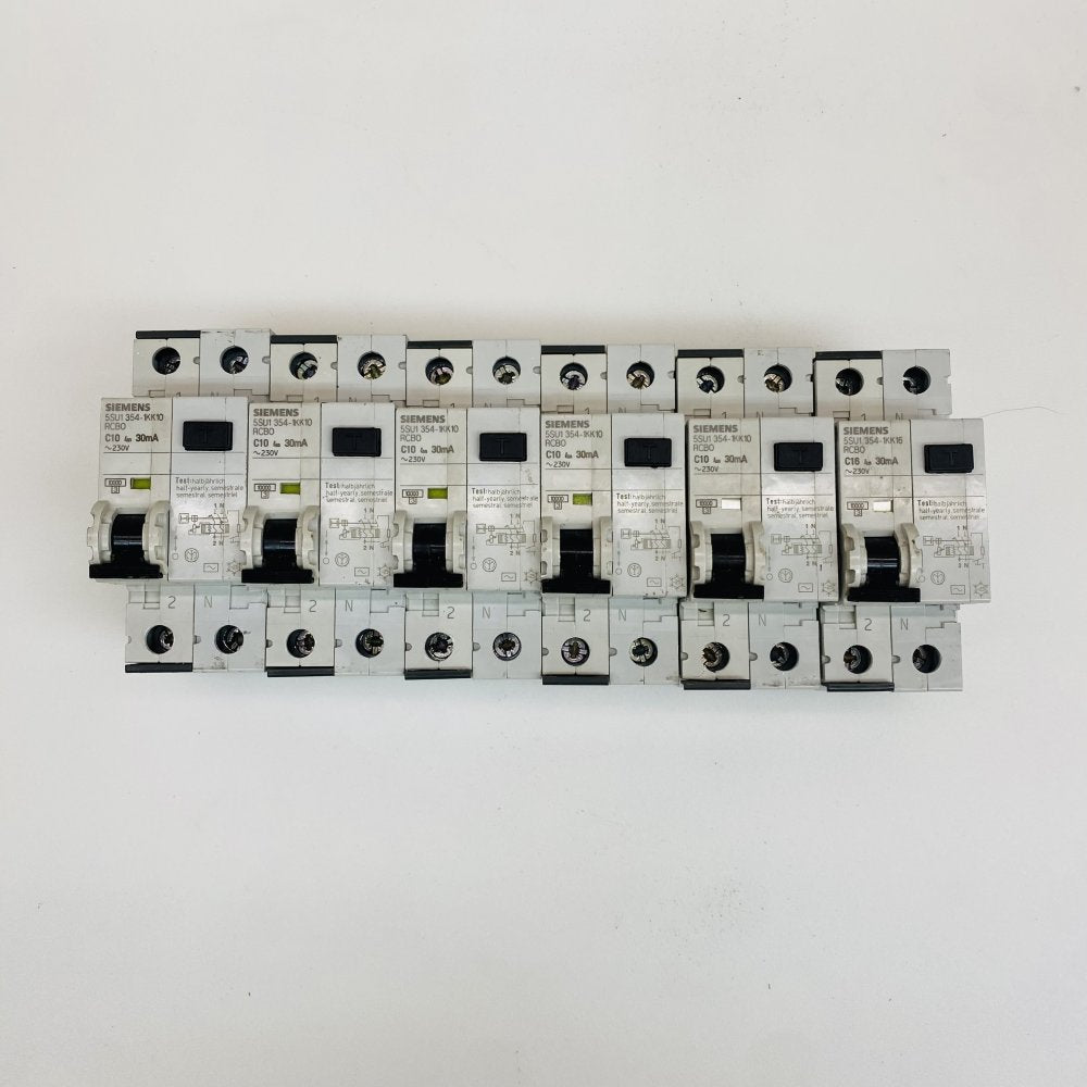 Siemens 5SU1 354-1KK16 RCBO C18 30mA 230V Circuit Breaker Lot Grade C