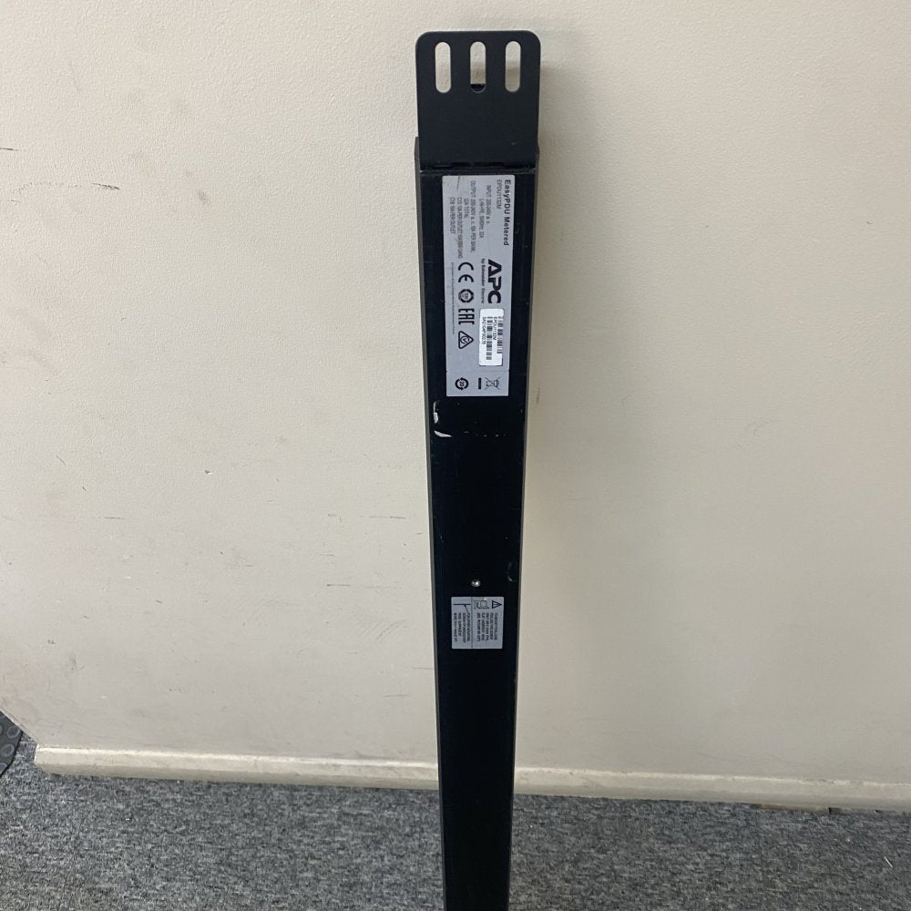 APC Easy PDU Metered EPDU1132M 32A Rack Power Distribution Unit Grade D