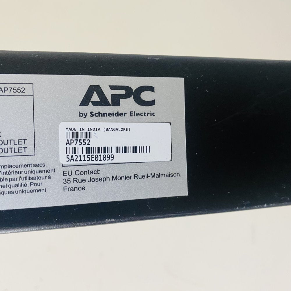 APC AP7552 Basic Rack PDU 0U Vertical 24-Outlet 230V 16A Used (Grade D)