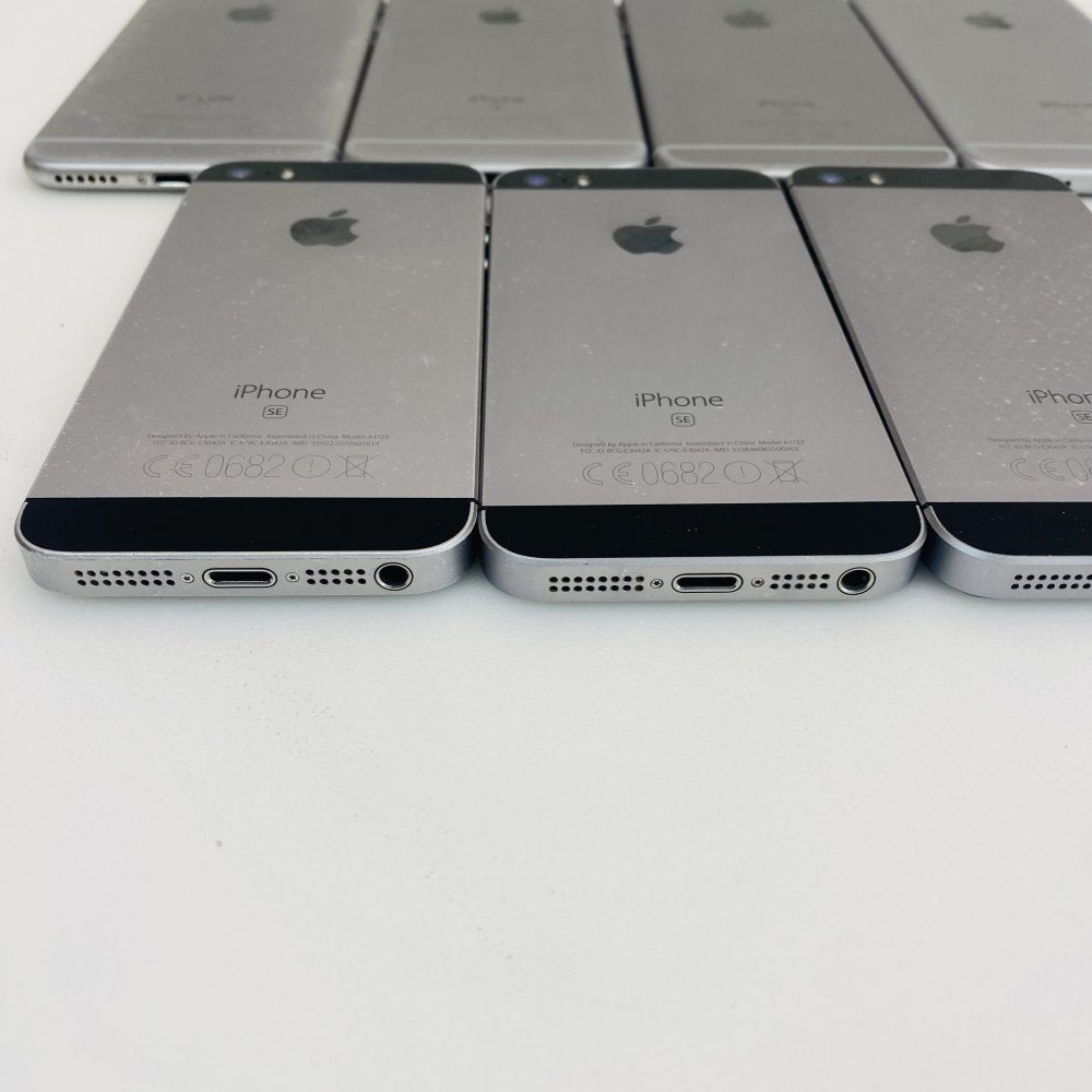 Apple iPhone 6s & SE Lot of 7 Mixed Smartphones Network Locked