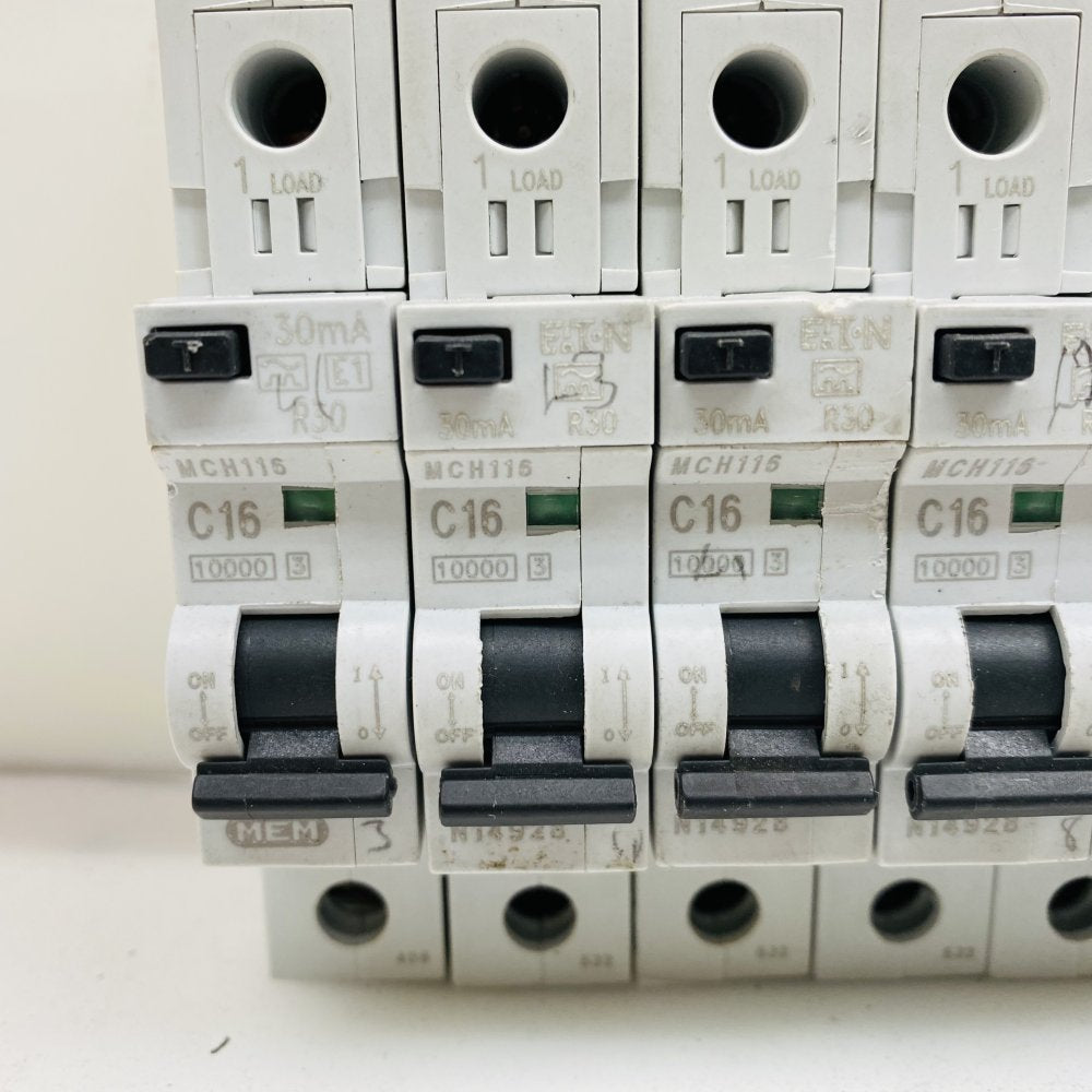 Eaton MCH116 16A 30mA 230V RCBO Circuit Breaker DIN Rail Germany Job Lot