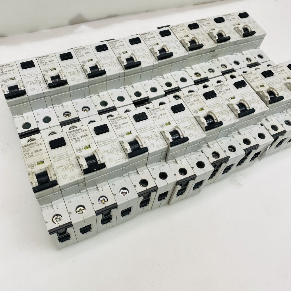 Siemens 5SU1 354-1KK16 C16 30mA RCBO 230V Used Lot of 16