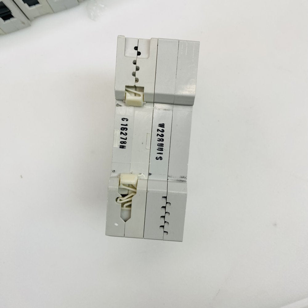 Siemens 5SU1 354-1KK16 C16 30mA RCBO 230V Used Lot of 16