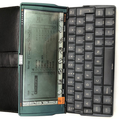 Psion Series 5 8MB PDA QWERTY Organizer with Leather Case and Stylus