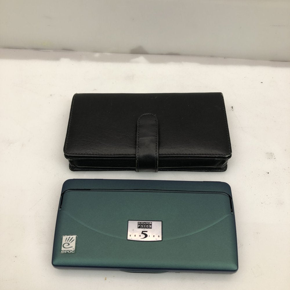Psion Series 5 8MB PDA QWERTY Organizer with Leather Case and Stylus