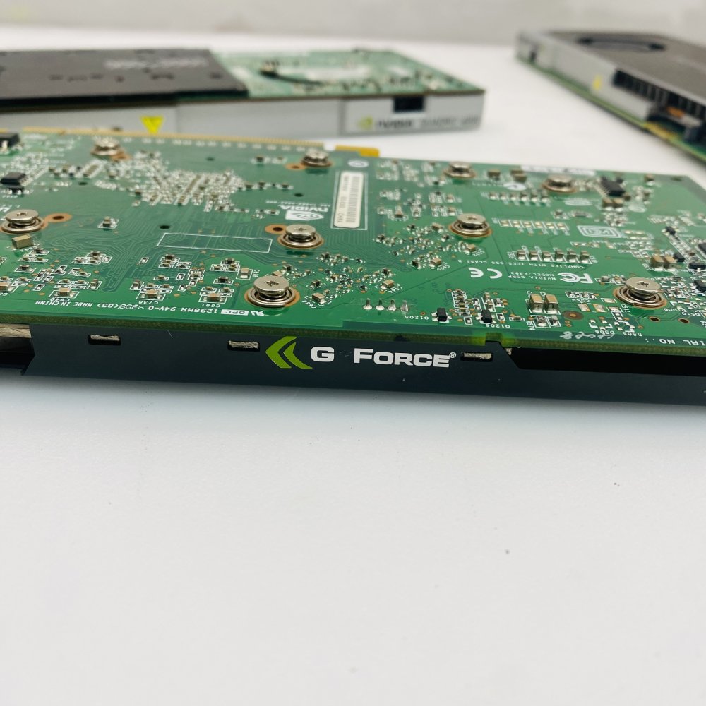 NVIDIA Quadro 4000 Graphics Cards Lot of 3 DVI DisplayPort