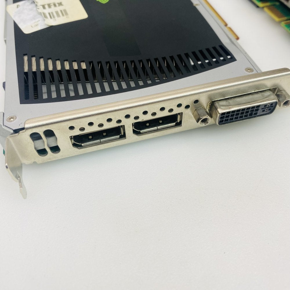 NVIDIA Quadro 4000 Graphics Cards Lot of 3 DVI DisplayPort