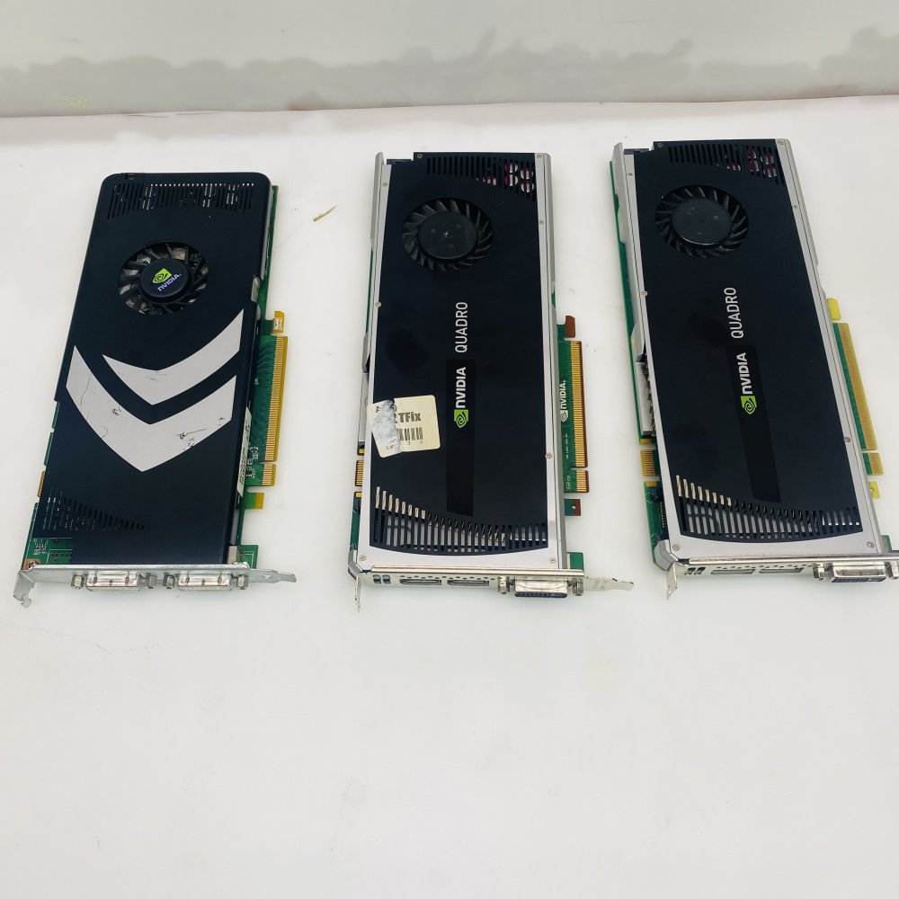 NVIDIA Quadro 4000 Graphics Cards Lot of 3 DVI DisplayPort