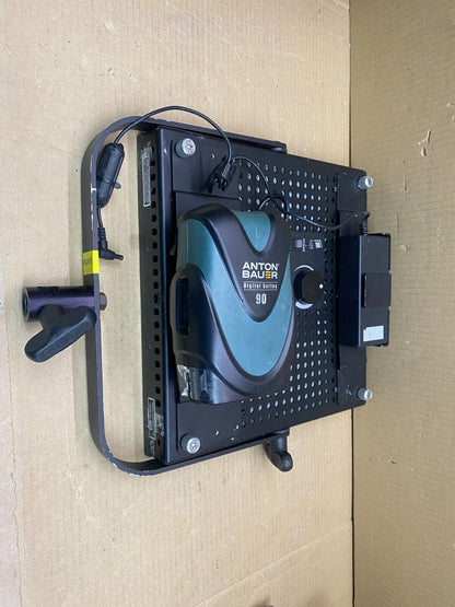 Litepanels 1x1 Flood LED Light 50° 5600K V-Mount Battery Studio Kit