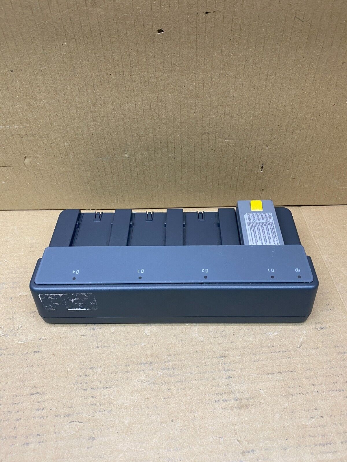 Panasonic Battery Charger Professional , 4 Bay  CF-VCBU11U, Rechargeable