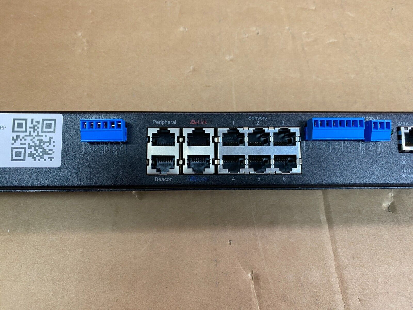 APC AP9340 Environmental Manager Ethernet Temperature Humidity Monitor