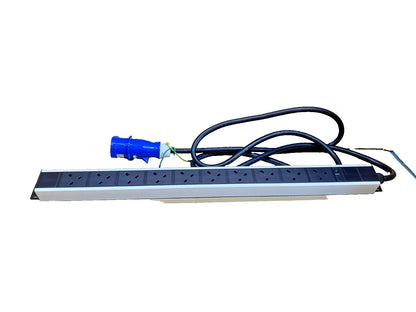 Vertical Power Distribution Unit 10-way Excel D32-10-EXL Rack-mount