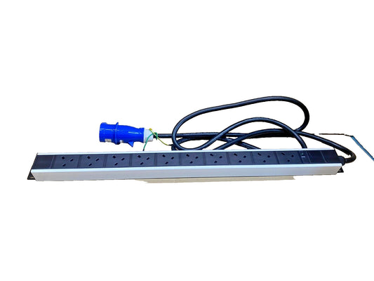Vertical Power Distribution Unit 10-way Excel D32-10-EXL Rack-mount