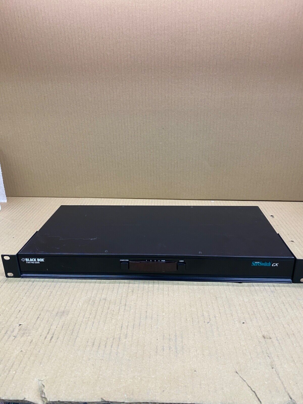 Black Box ServSwitch CX KV0424A-R2 24-Port Rackmount USB KVM Switch