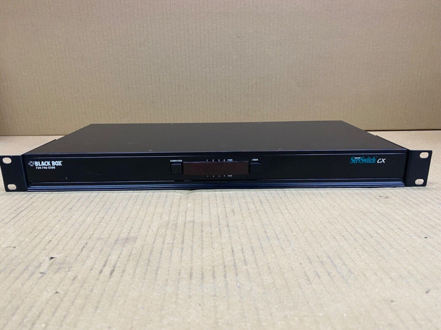 Black Box ServSwitch CX KV0424A-R2 24-Port Rackmount USB KVM Switch