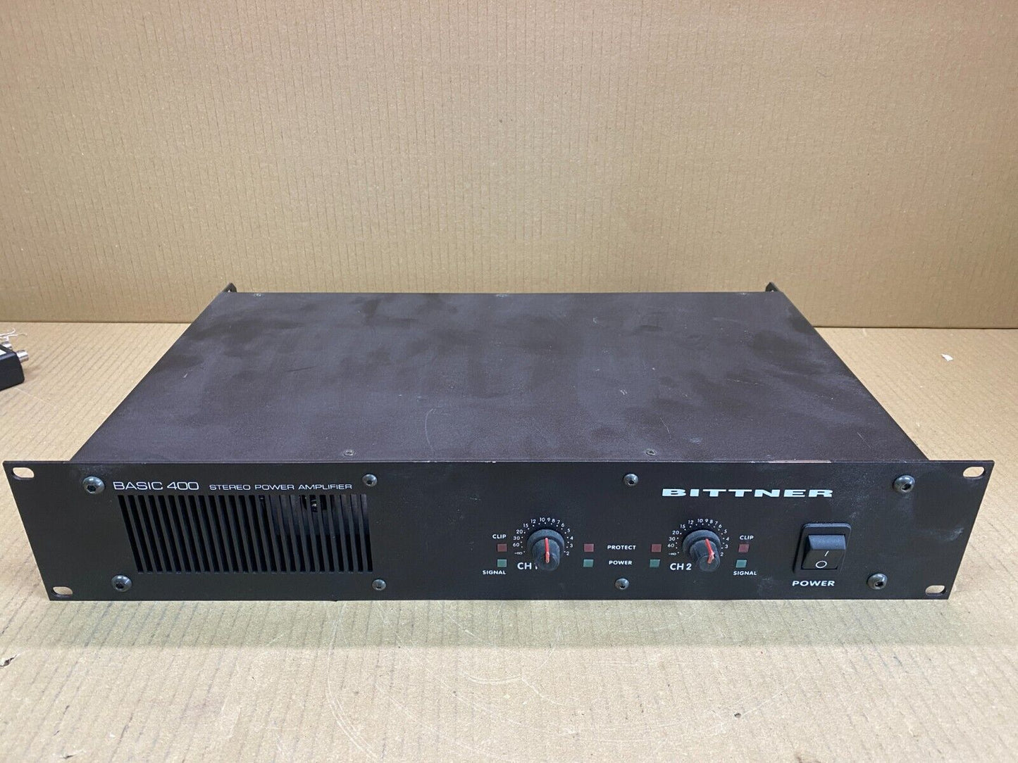 Bittner Basic 400 Stereo Amplifier XLR Inputs Speakon Connections