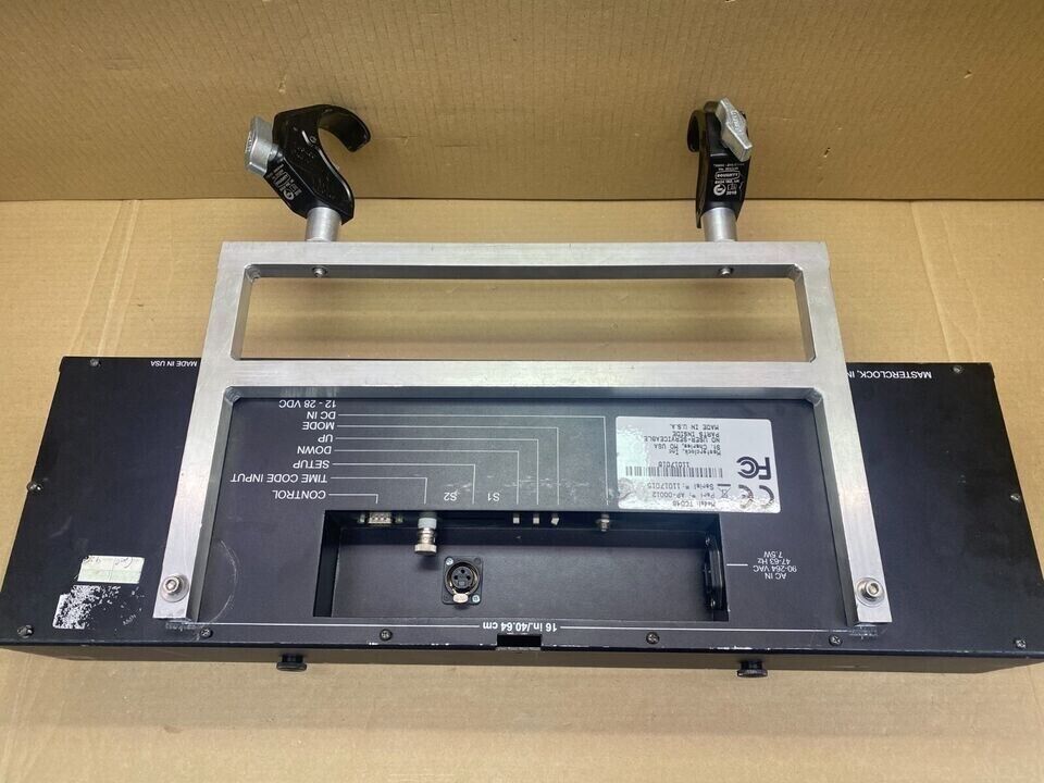 Industrial Time Synchronization LED Clock Masterclock TCD 46 4-inch Display