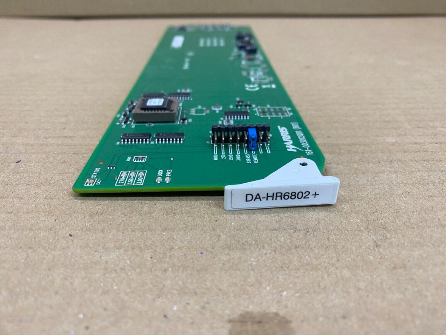 Broadcast Studio Distribution Amplifier Harris DA-HR6802+ Pro, Rack-Mount