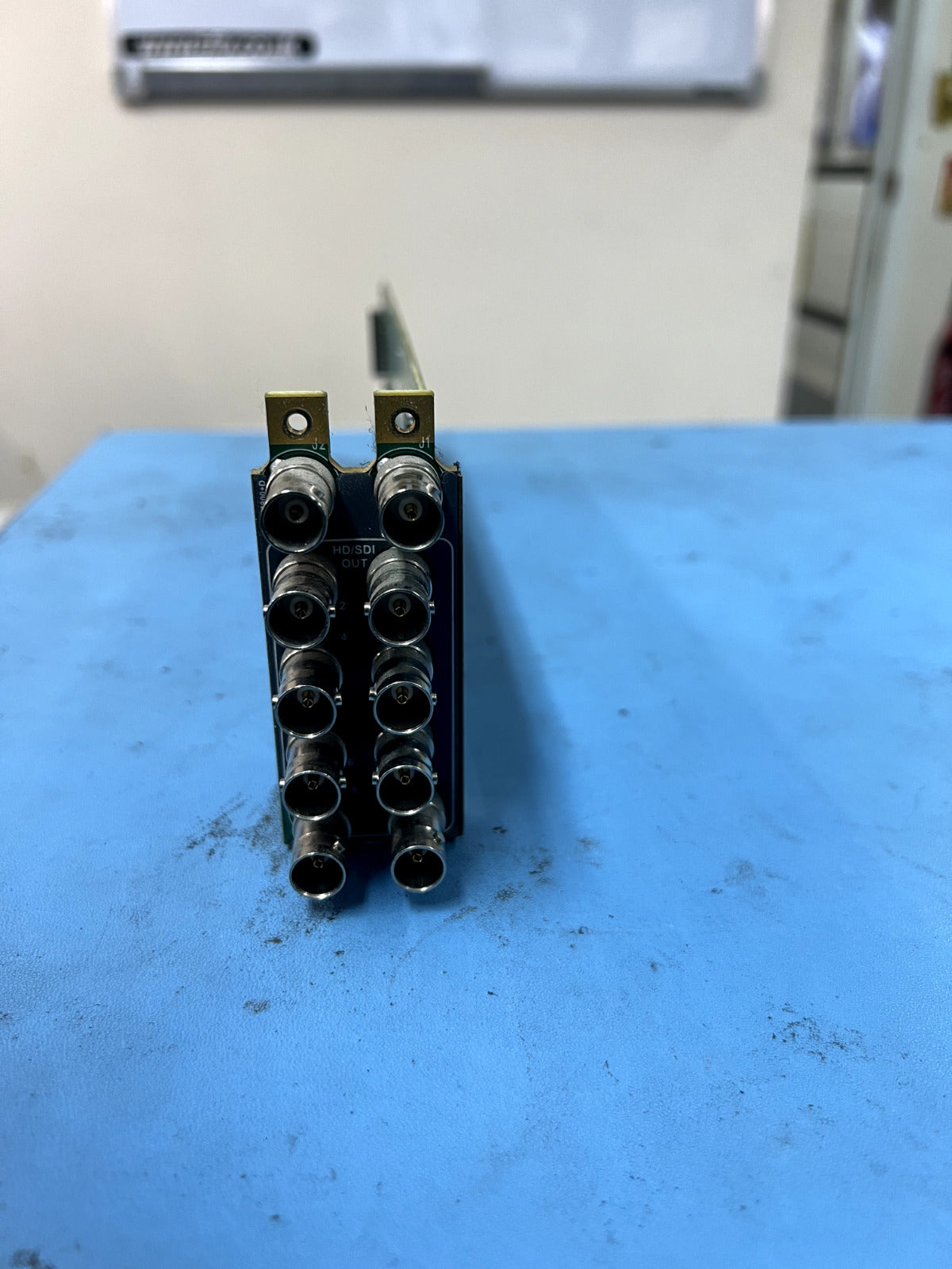 Broadcast HD/SD Distribution Amplifier Leitch Harris HSE6800 1x8 SDI