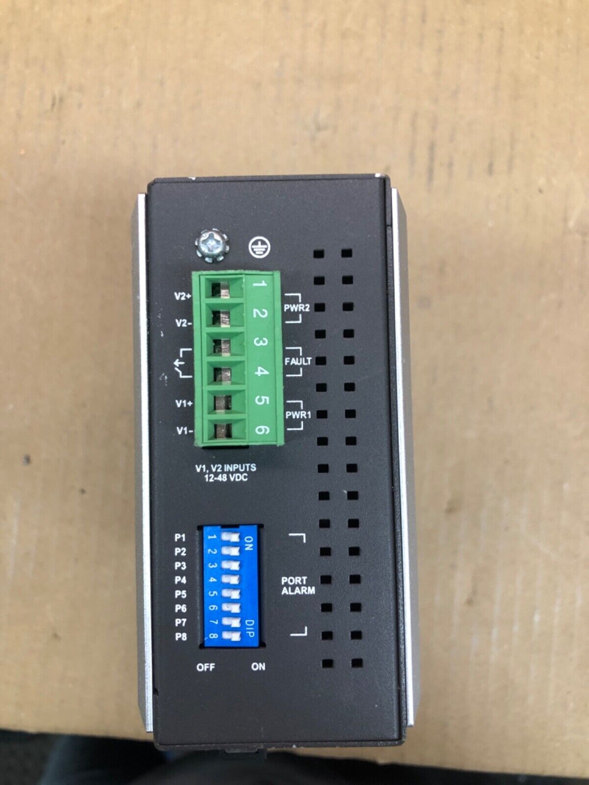 Industrial Ethernet Switch, Moxa EDS-308, 6-Port 10/100, Unmanaged