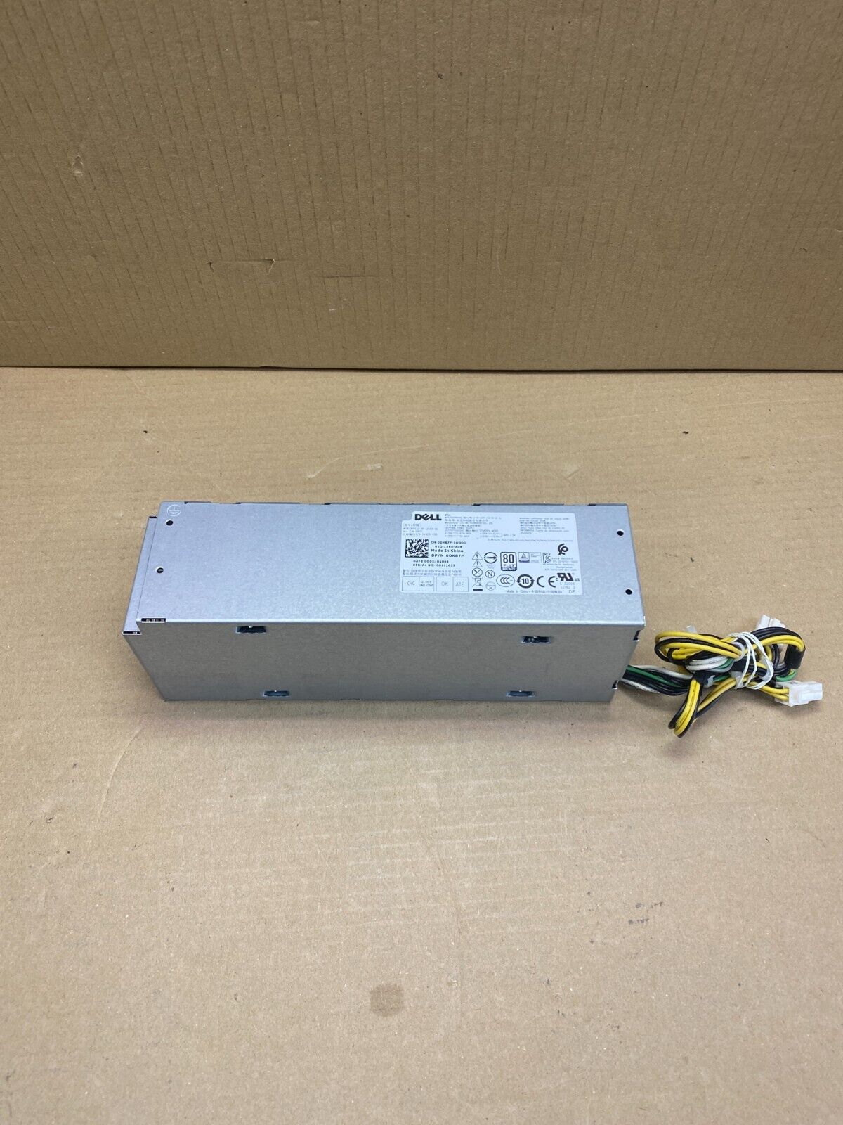 Dell L240ES-00 240W Power Supply, Compact and Efficient, Safe Design
