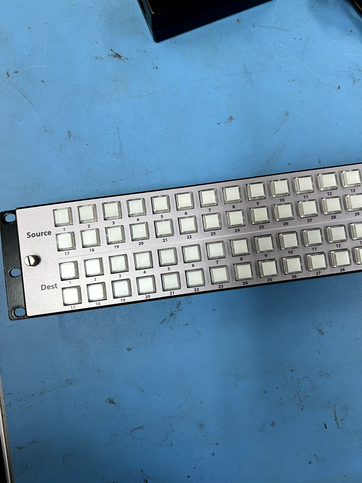 Miranda CR3232-SD 32x32 SD DVB-ASI Rackmount Video Router - Used