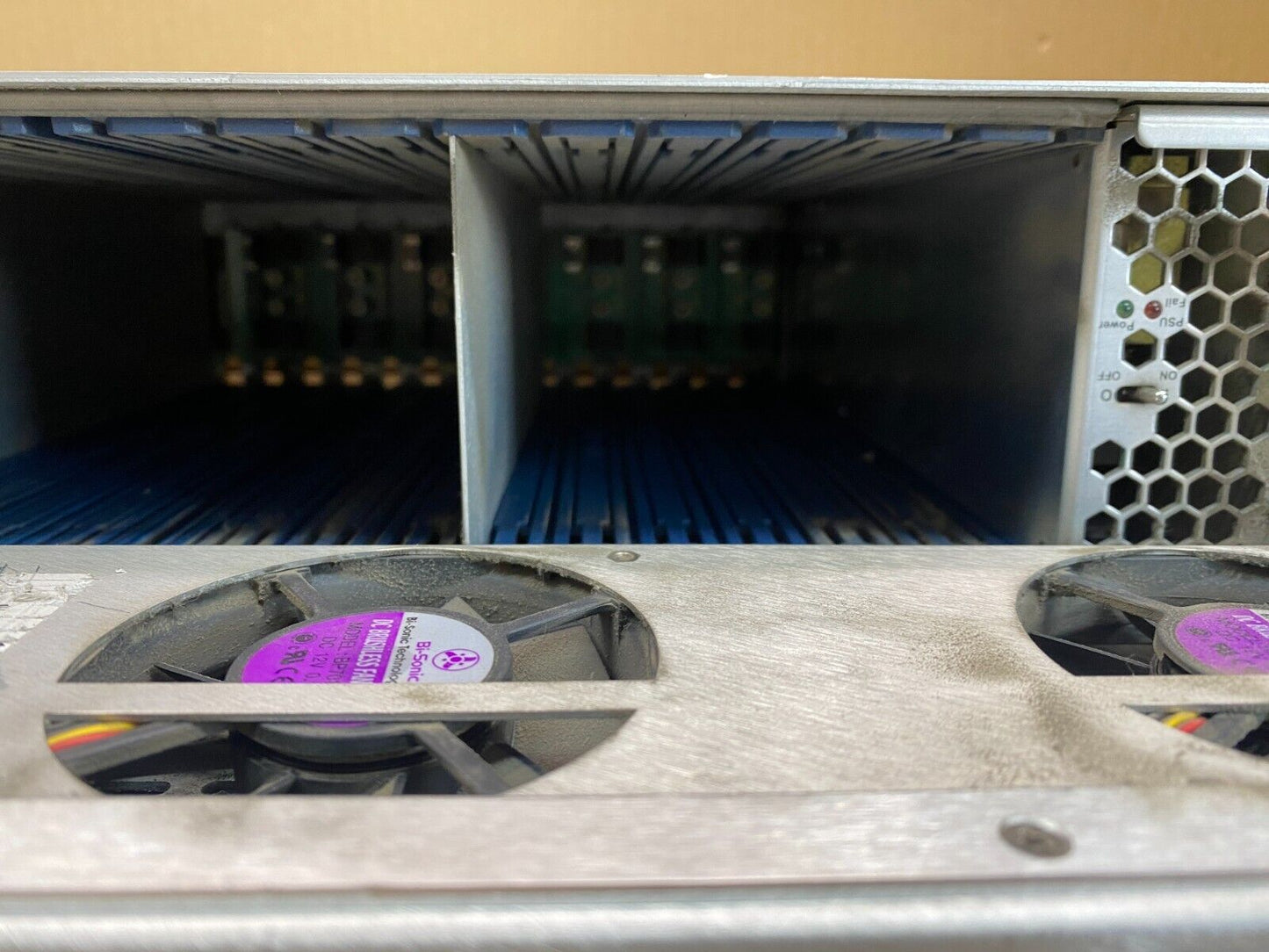 Broadcast SDI Audio Frame Leitch FR6802+ Rack-Mount Unit, Professional