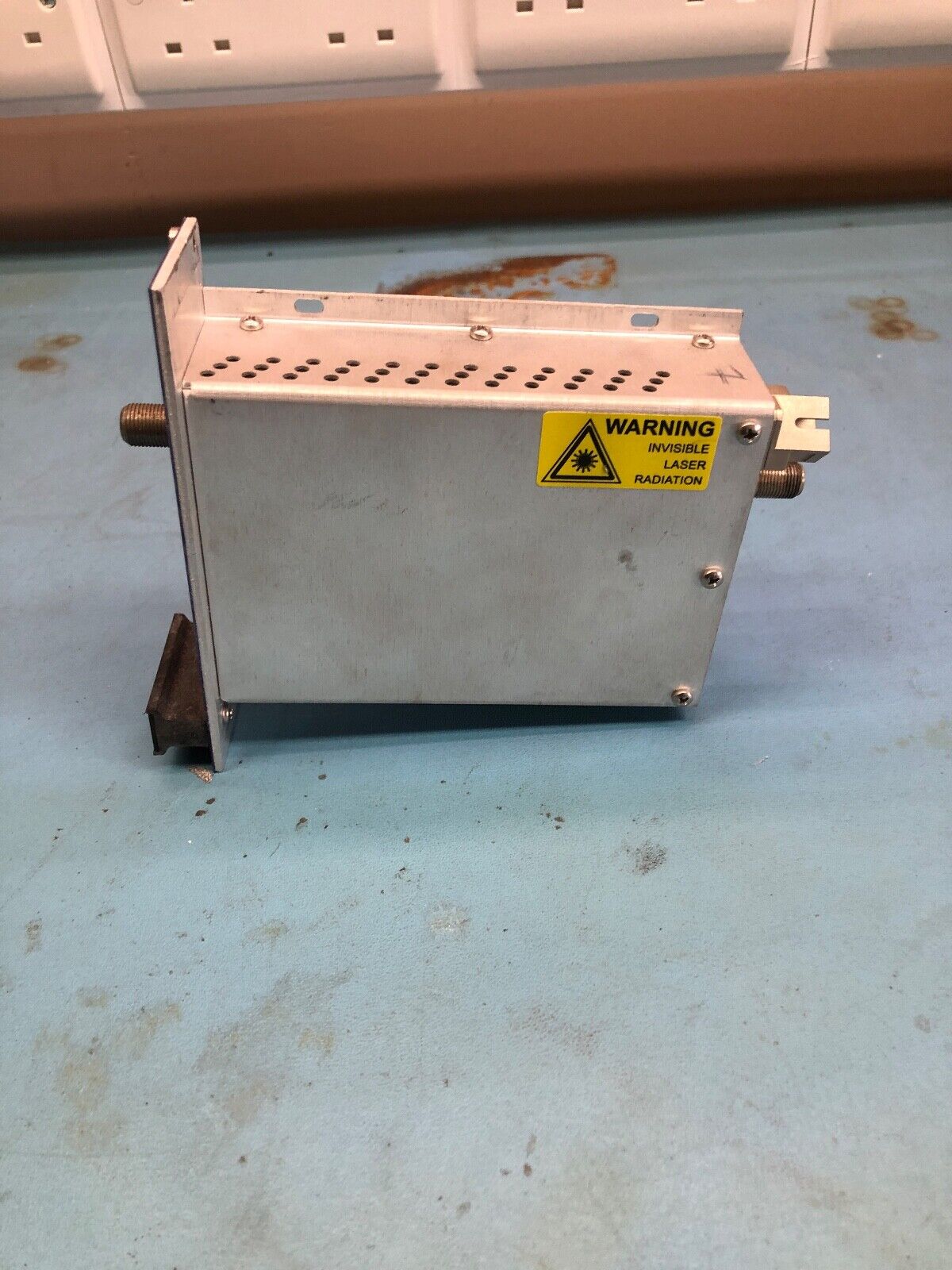 Broadcast L-Band Transmitter, Foxcom AL5T 950-2500MHz, Rack Mount